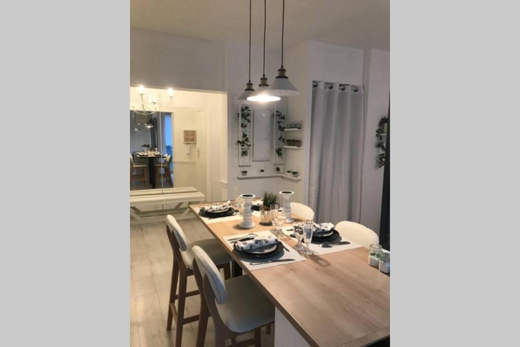 Gare - Les Champs - Parking Prive Apartment